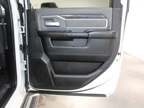 Used 2022 RAM 2500 Big Horn image 32