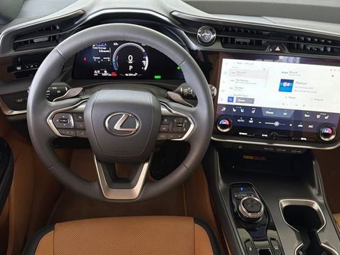 Used 2024 Lexus RZ 300e Premium w/ Accessory Package (Z1) FWD image 17