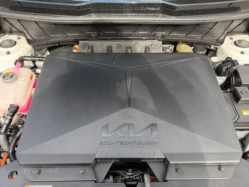 Used 2024 Kia Niro Wind FWD image 20