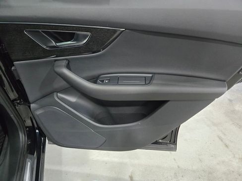 Used 2022 Audi Q7 2.0T Premium image 11