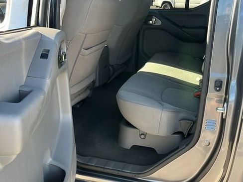 Used 2019 Nissan Frontier SV w/ Value Truck Package AWD/4WD image 20