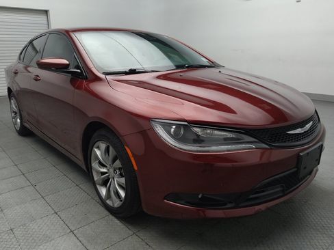 Used 2015 Chrysler 200 S w/ Navigation & Sound Group I FWD image 13