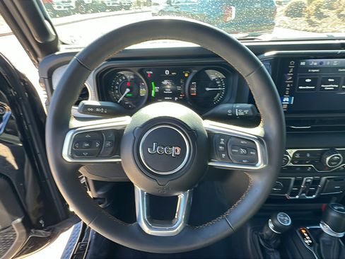 Used 2024 Jeep Wrangler Sahara w/ Technology Group image 25