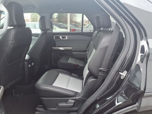 Certified 2023 Ford Explorer XLT w/ Equipment Group 202A image 9