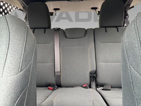 Used 2024 Jeep Wrangler Willys image 2