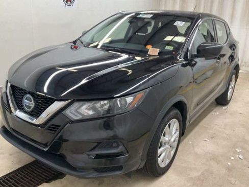 Used 2020 Nissan Rogue Sport S w/ Appearance Package image 1