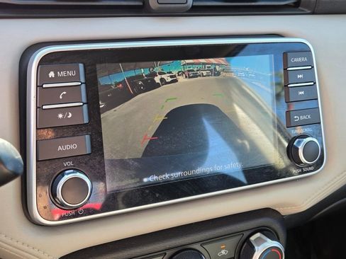 Used 2020 Nissan Versa SV FWD image 26