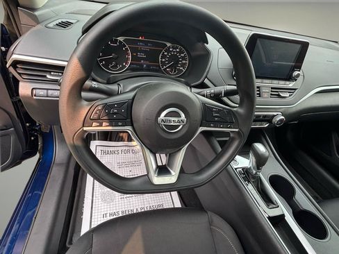 Used 2019 Nissan Altima 2.5 S FWD image 13