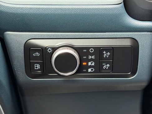 Certified 2024 Ford Maverick Lariat FWD image 25