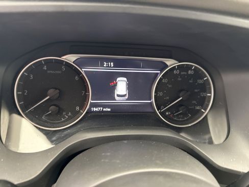 Used 2023 Nissan Rogue SL w/ SL Premium Package image 9