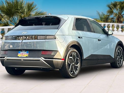 Used 2024 Hyundai Ioniq 5 SE image 4