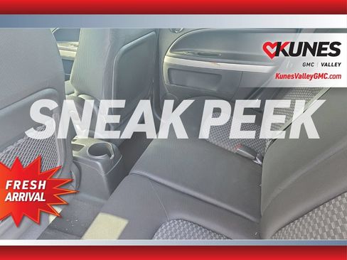 Used 2009 Chevrolet HHR LT FWD image 8