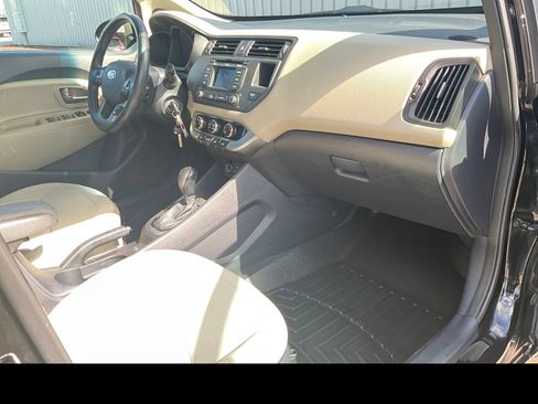 Used 2012 Kia Rio EX w/ Convenience Pkg FWD image 9