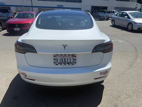 Used 2023 Tesla Model 3 Standard Range RWD image 8