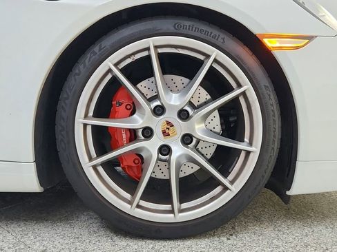 Used 2014 Porsche 911 Carrera S image 14