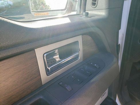 Used 2013 Ford F150 Lariat w/ Luxury Equipment Group image 10