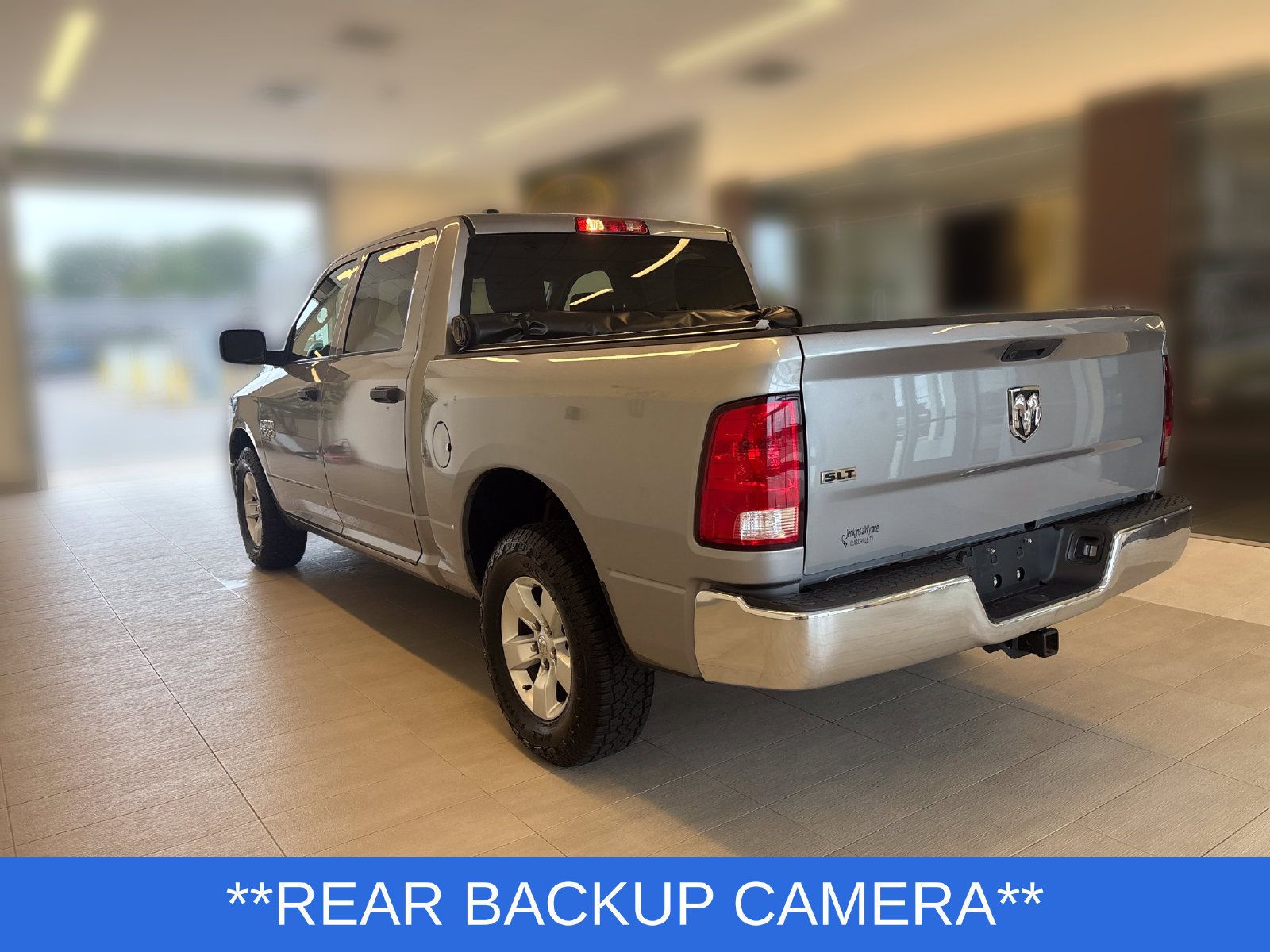 Used 2022 RAM 1500 Classic SLT RWD image 3