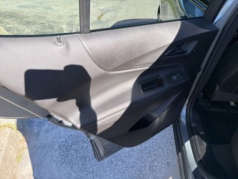 Used 2024 Chevrolet Equinox RS image 53