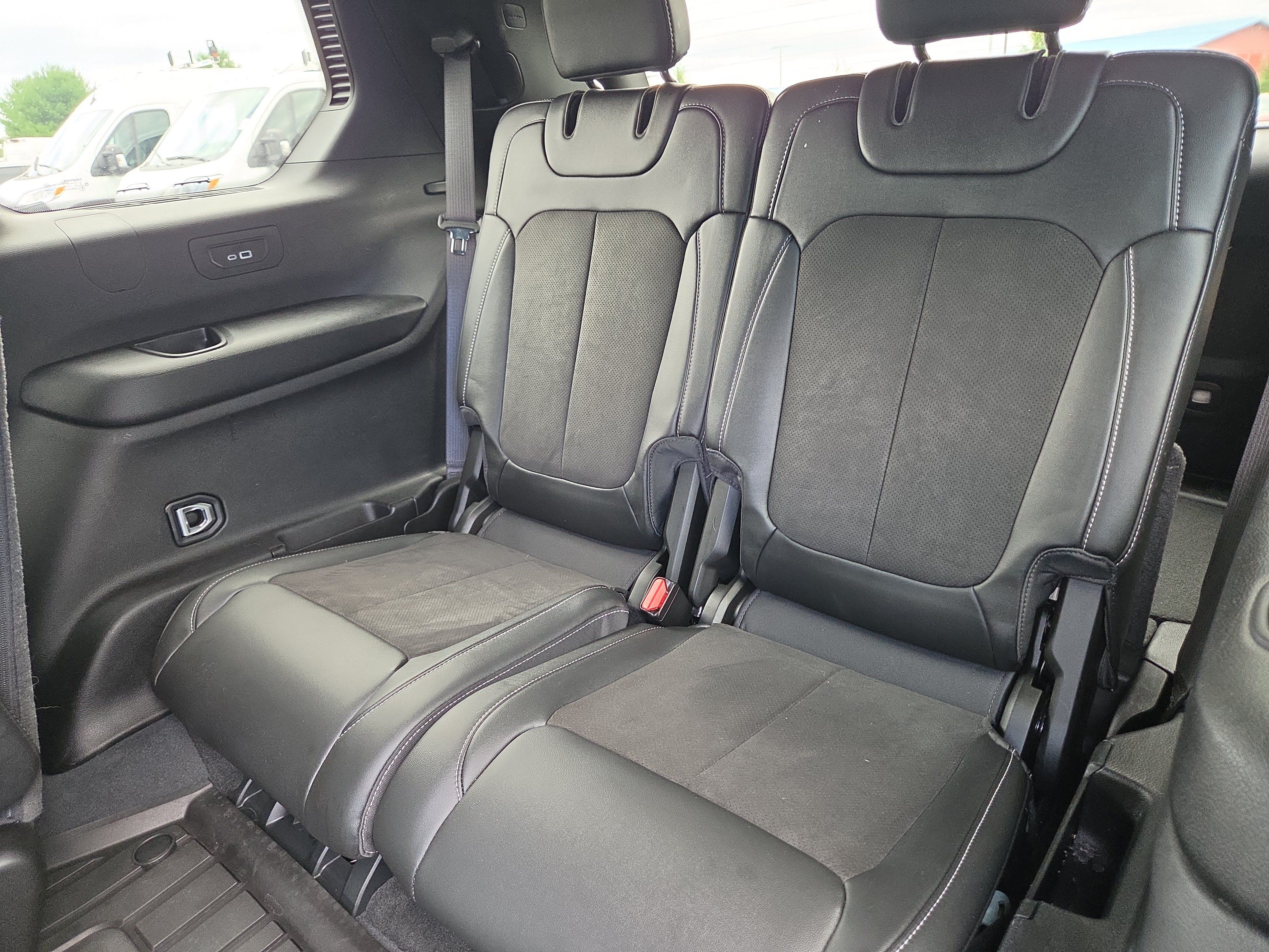 Used 2023 Jeep Grand Cherokee L Laredo AWD/4WD image 11
