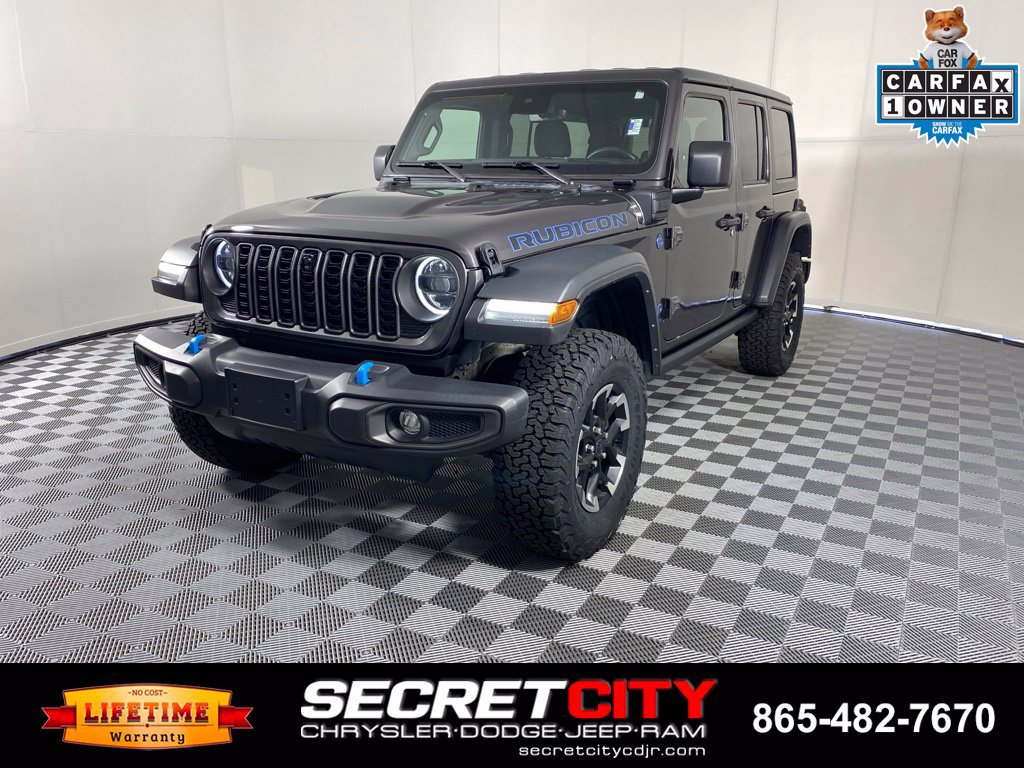 Used 2024 Jeep Wrangler Unlimited Rubicon 4xe w/ Technology Group AWD/4WD image 3