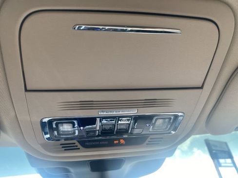 Used 2022 Lincoln Aviator Reserve w/ Elements Package Plus AWD/4WD image 25