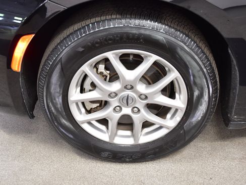 Used 2025 Chrysler Pacifica Select FWD image 37