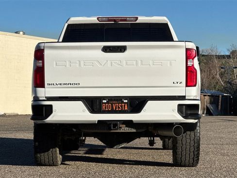 Certified 2021 Chevrolet Silverado 2500 LTZ w/ Z71 Chrome Sport Edition image 5