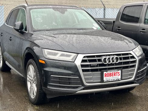 Used 2018 Audi Q5 2.0T Premium Plus w/ Premium Plus Package image 3