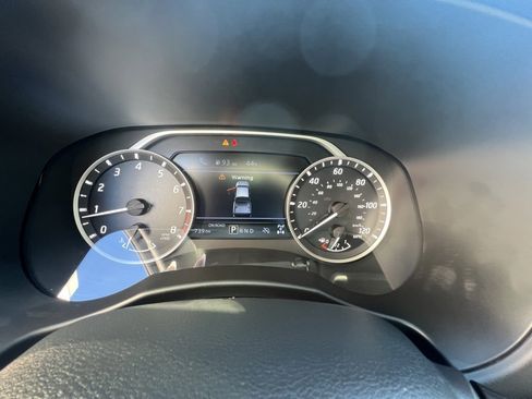 Used 2026 Nissan Frontier SV w/ Tow Package image 17