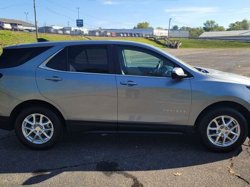 Used 2023 Chevrolet Equinox LT w/ Driver Convenience Package image 14