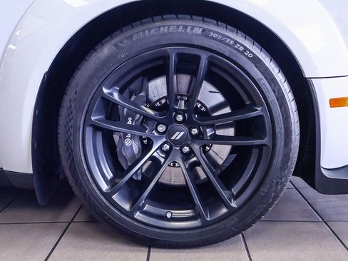 Used 2020 Dodge Challenger R/T Scat Pack RWD image 17