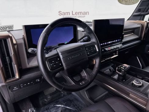 Used 2024 GMC Hummer EV 3X AWD/4WD image 10