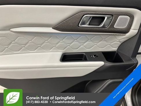 New 2026 Ford Explorer Platinum w/ LUX Leather Package image 26