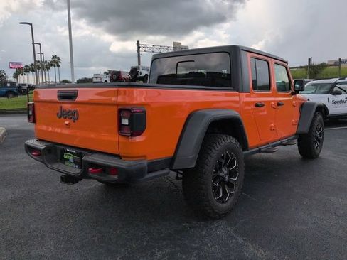 Used 2025 Jeep Gladiator Rubicon AWD/4WD image 5