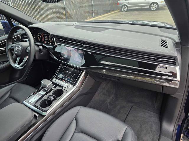 Used 2023 Audi Q7 3.0T Prestige w/ Prestige Package AWD/4WD image 10
