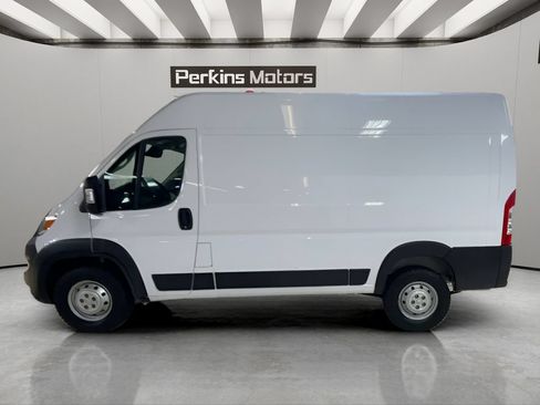 Used 2023 RAM ProMaster 1500 w/ Interior LED Lighting Group FWD image 2