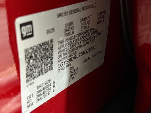 New 2025 Cadillac Escalade Premium Luxury Platinum image 17