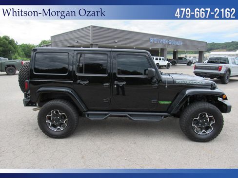 Used 2016 Jeep Wrangler Unlimited Rubicon AWD/4WD image 17