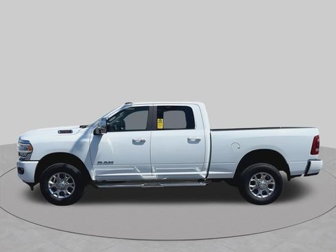 Used 2024 RAM 2500 Laramie AWD/4WD image 6