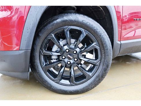 Used 2026 GMC Terrain Elevation w/ Elevation Premium Package image 28