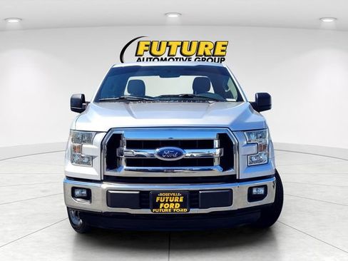 Used 2015 Ford F150 XLT RWD image 2