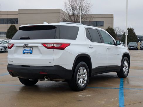 Used 2018 Chevrolet Traverse LT image 6