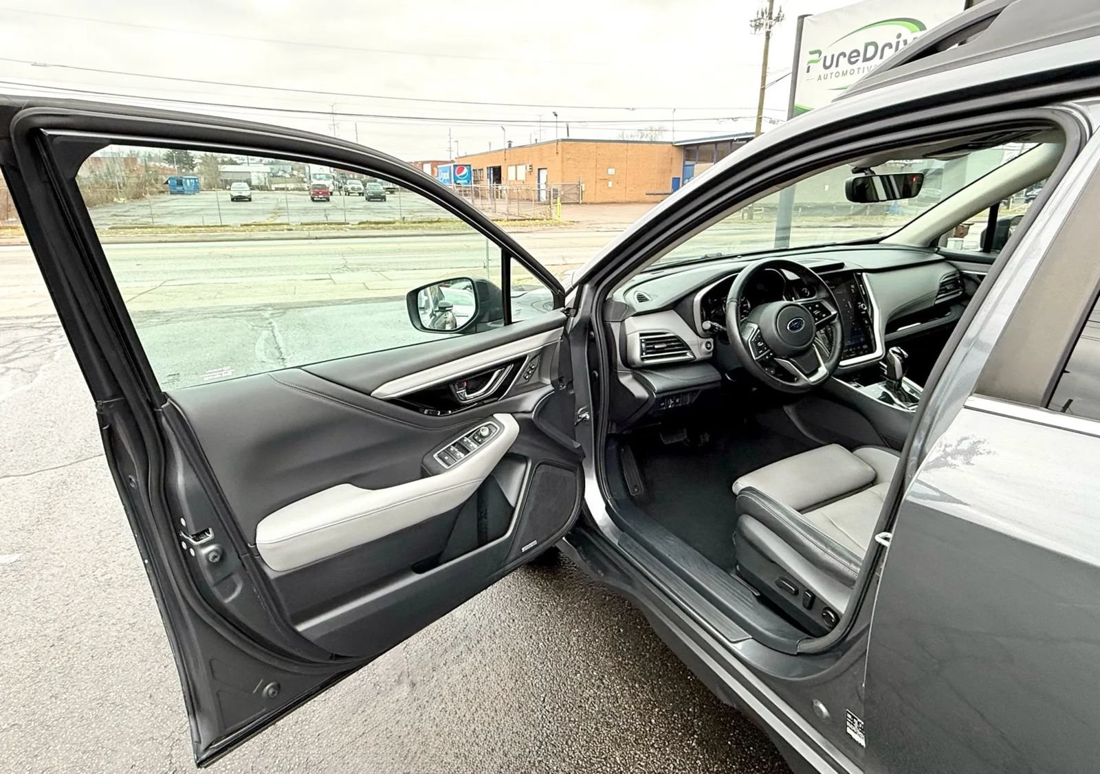 Used 2022 Subaru Outback Limited w/ Popular Package #2 AWD/4WD image 10
