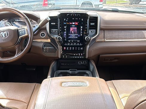 Certified 2019 RAM 2500 Limited image 16