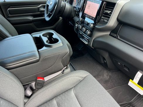 New 2026 RAM 1500 Big Horn AWD/4WD image 15