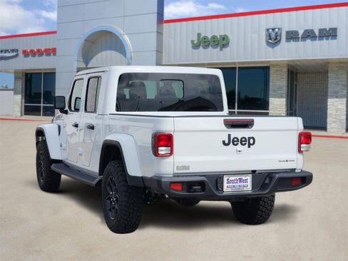 New 2026 Jeep Gladiator Sport image 4
