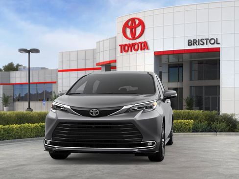 New 2026 Toyota Sienna Platinum image 20