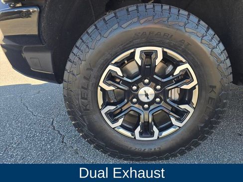 Used 2023 Chevrolet Silverado 1500 ZR2 AWD/4WD image 34