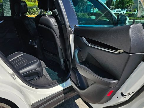 Used 2023 Maserati Levante Modena image 25