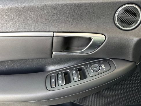 Used 2020 Hyundai Sonata Blue image 11